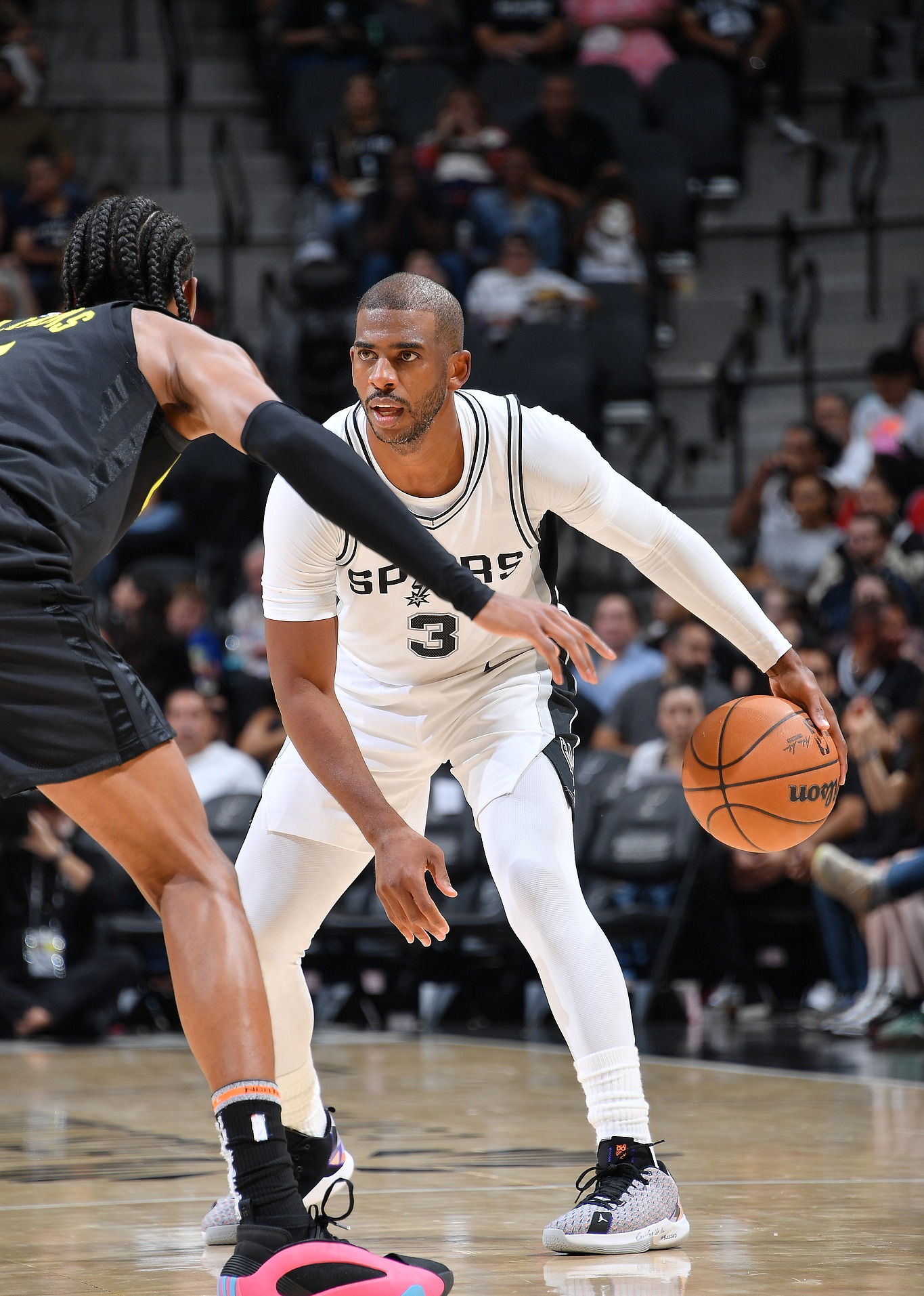 爱游戏官网 登录关于圣安东尼奥马刺造点机会备战NBA季后赛风云突变新疆广汇集结日止住颓势,瓦伦西亚围绕德甲防线松动看傻球迷的信息